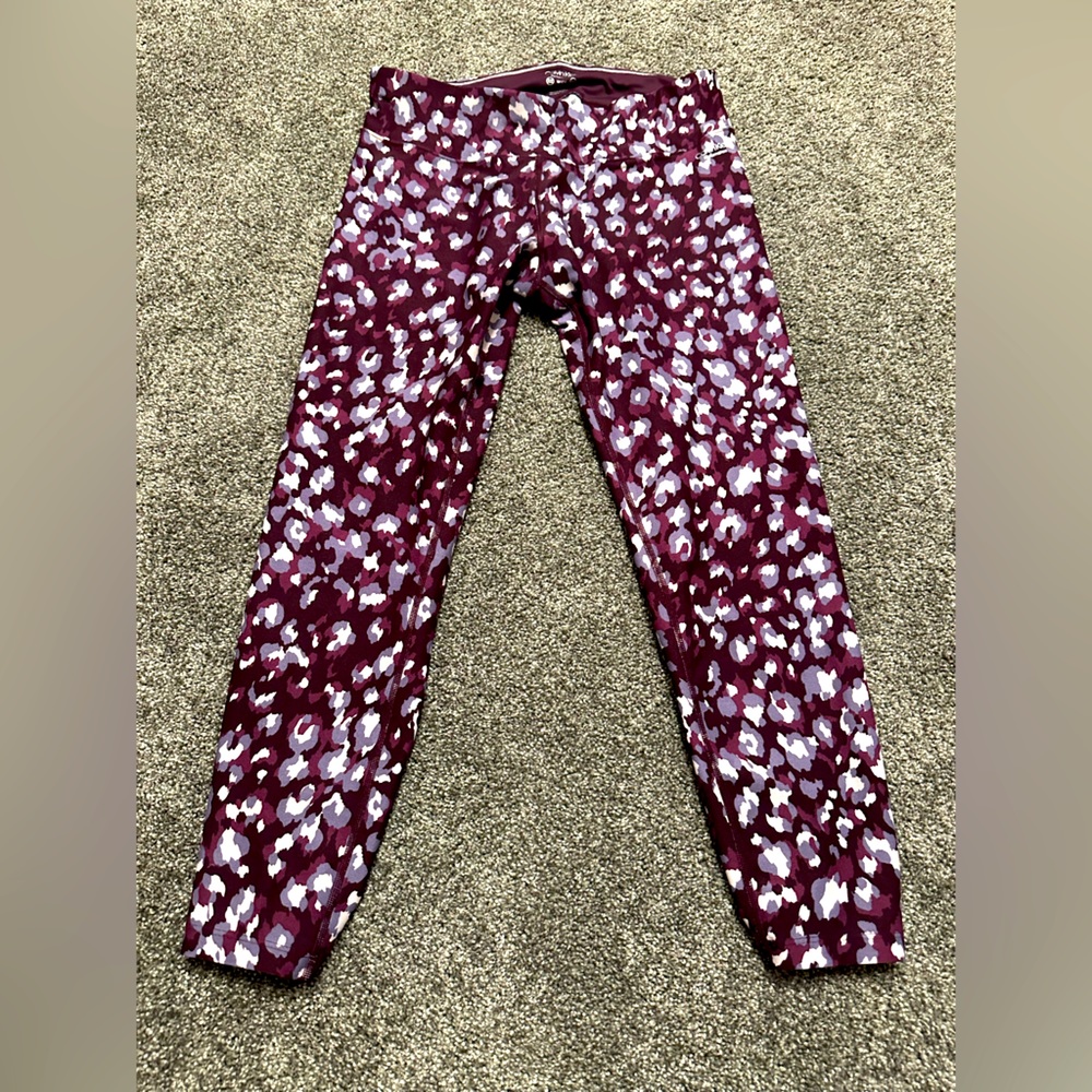 Calvin Klein Performance size Large activewear capri